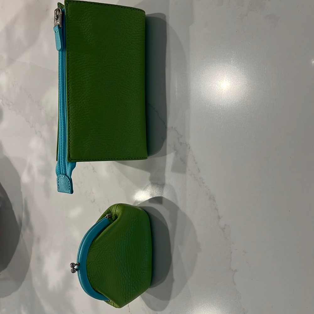 Makeup case and change purse. - Picture 1 of 10